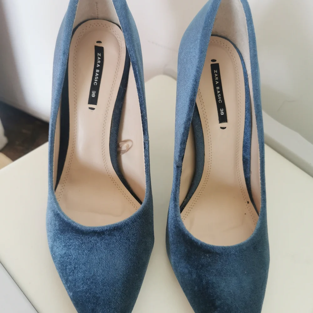 Zara Women's Heels in Rich Blue Velvet - Picture 1 of 5